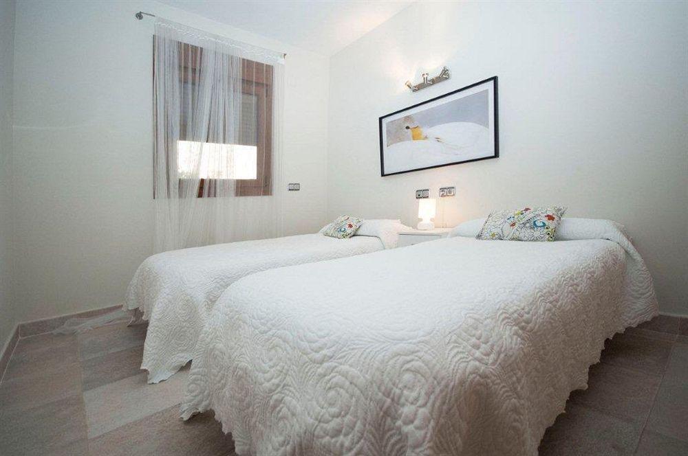 Apartamentos Reserva Del Higueron Deluxe & Spa Бенальмадена Экстерьер фото